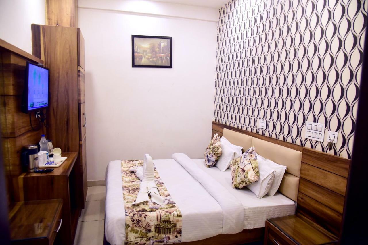 D S Hotel 2*