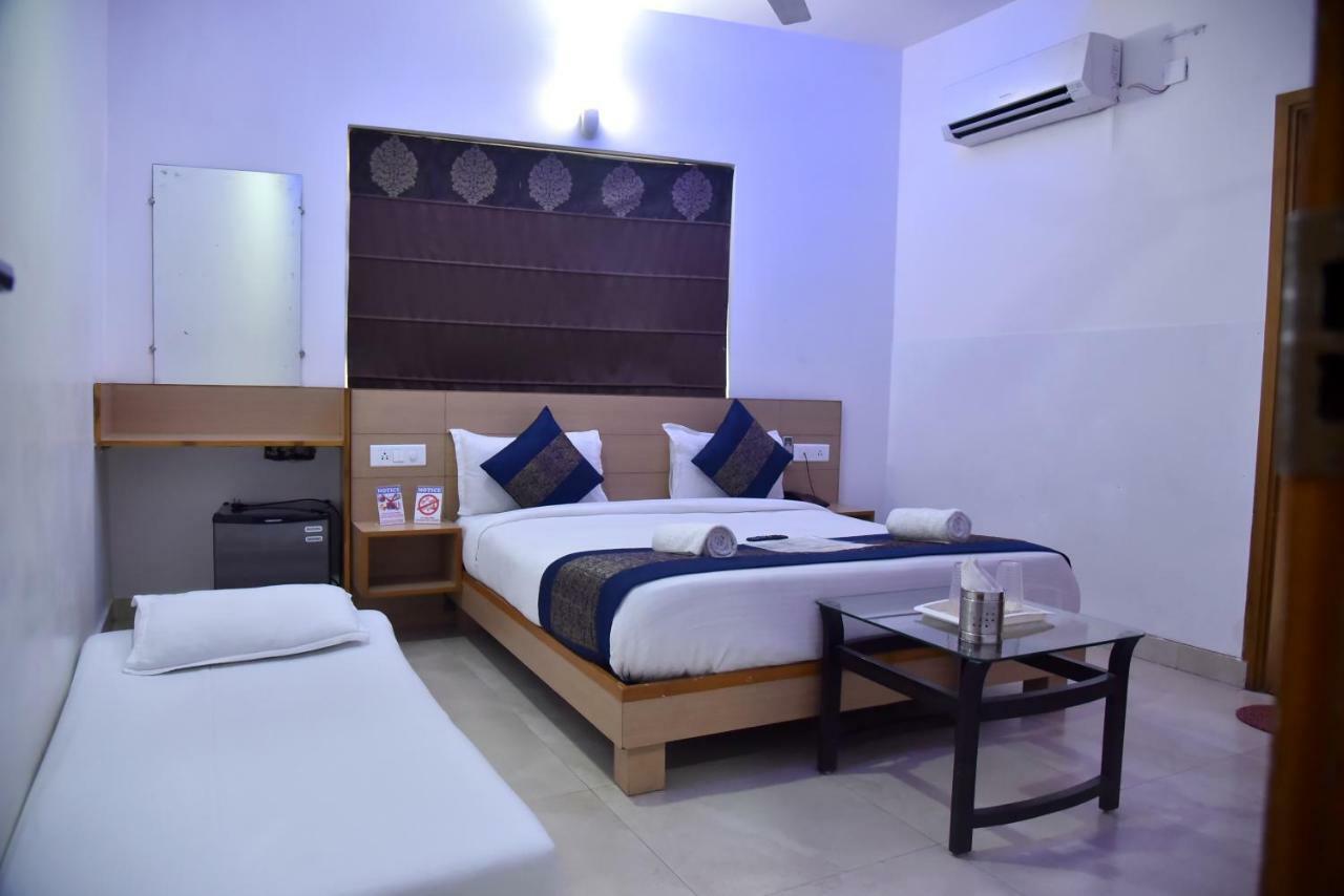 Hotel Divud Ecom 3*