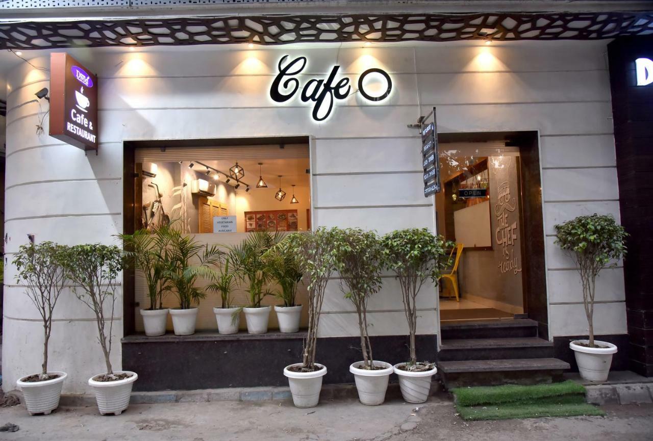 Divud Ecom Hotel