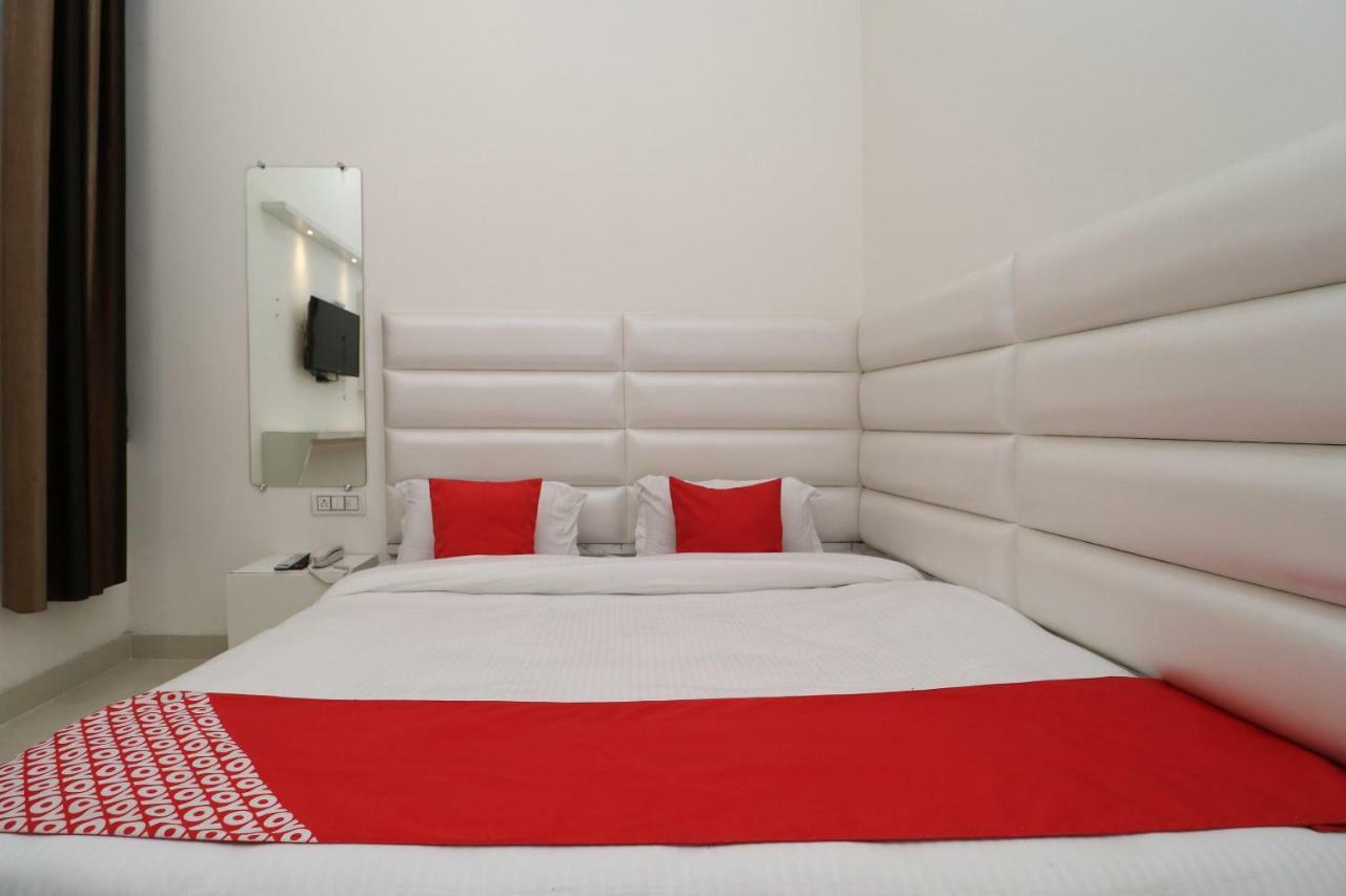 Hotel Oyo 27989 Shingari Amritsar