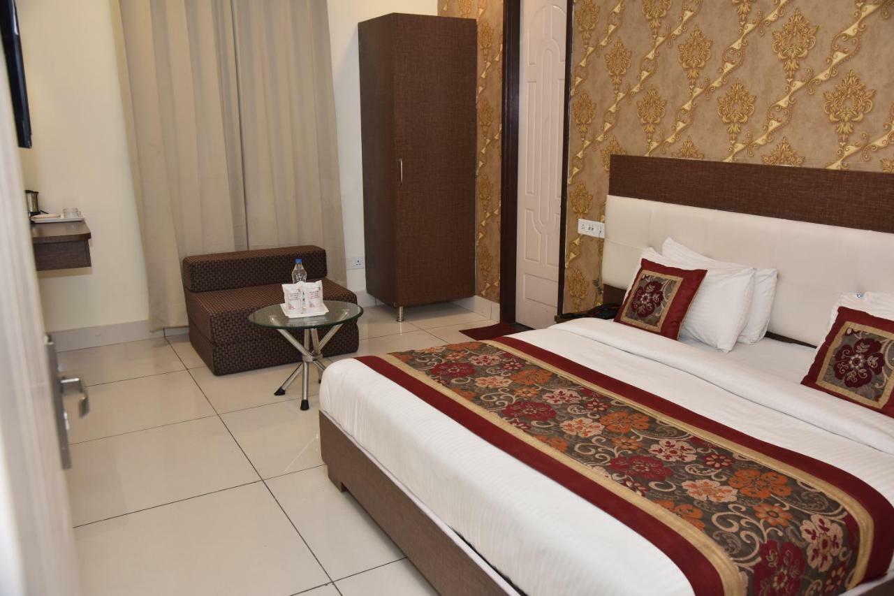 Oscar Hotel Amritsar