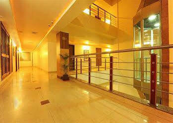 Hotel Comfort Alstonia 4*