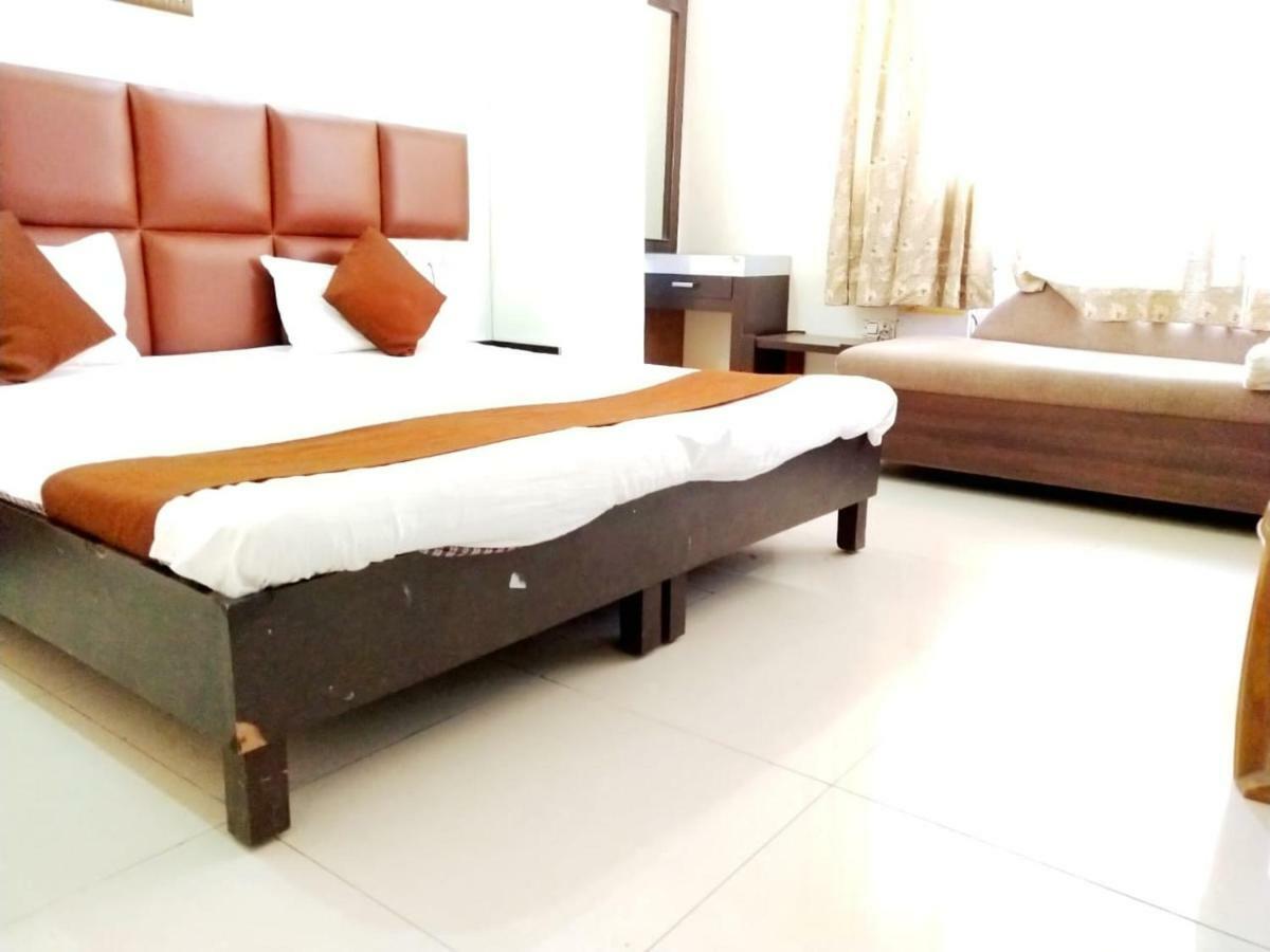 Sukhman International Near Railway Station 4*