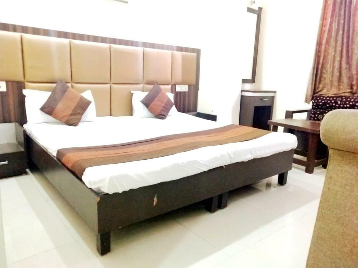 Inn Sukhman International Near Railway Station