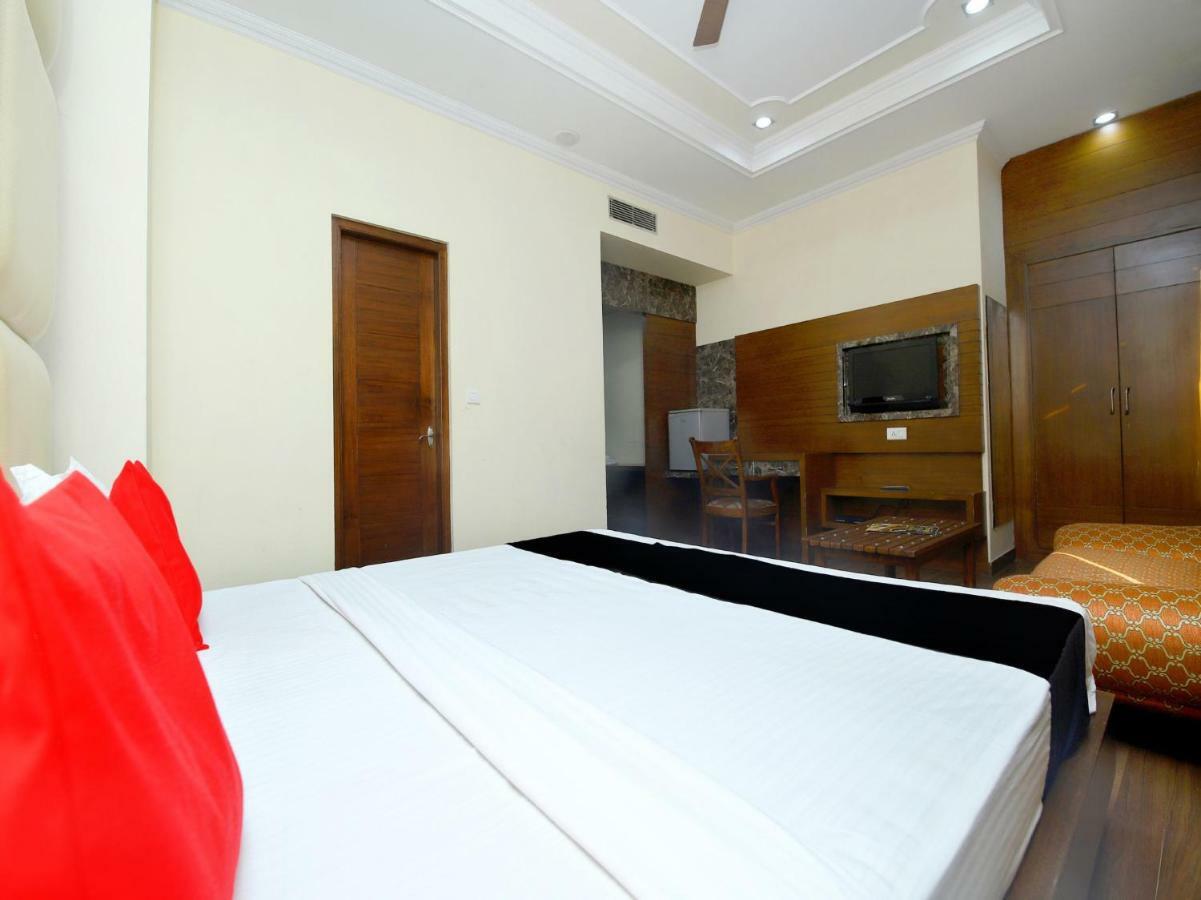 Sanjog International 3*