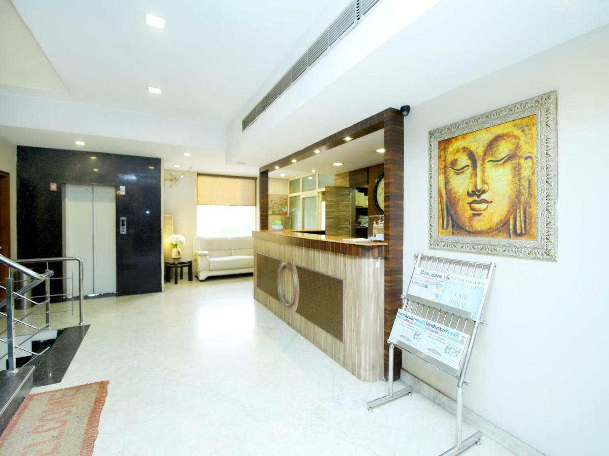 Sanjog International Hotel 3*