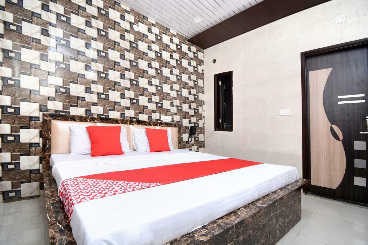 Oyo 29846 Abhayveer Hotel
