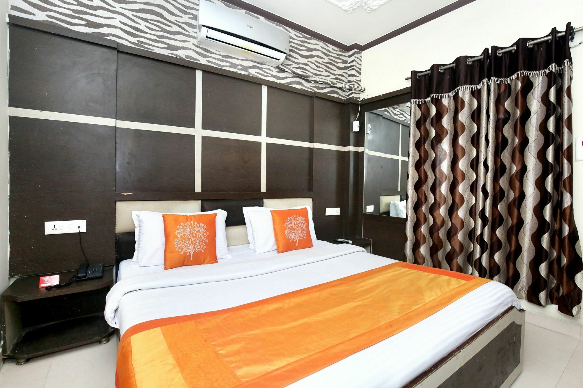 Hotel Guru Kalgidhar Residency Amritsar