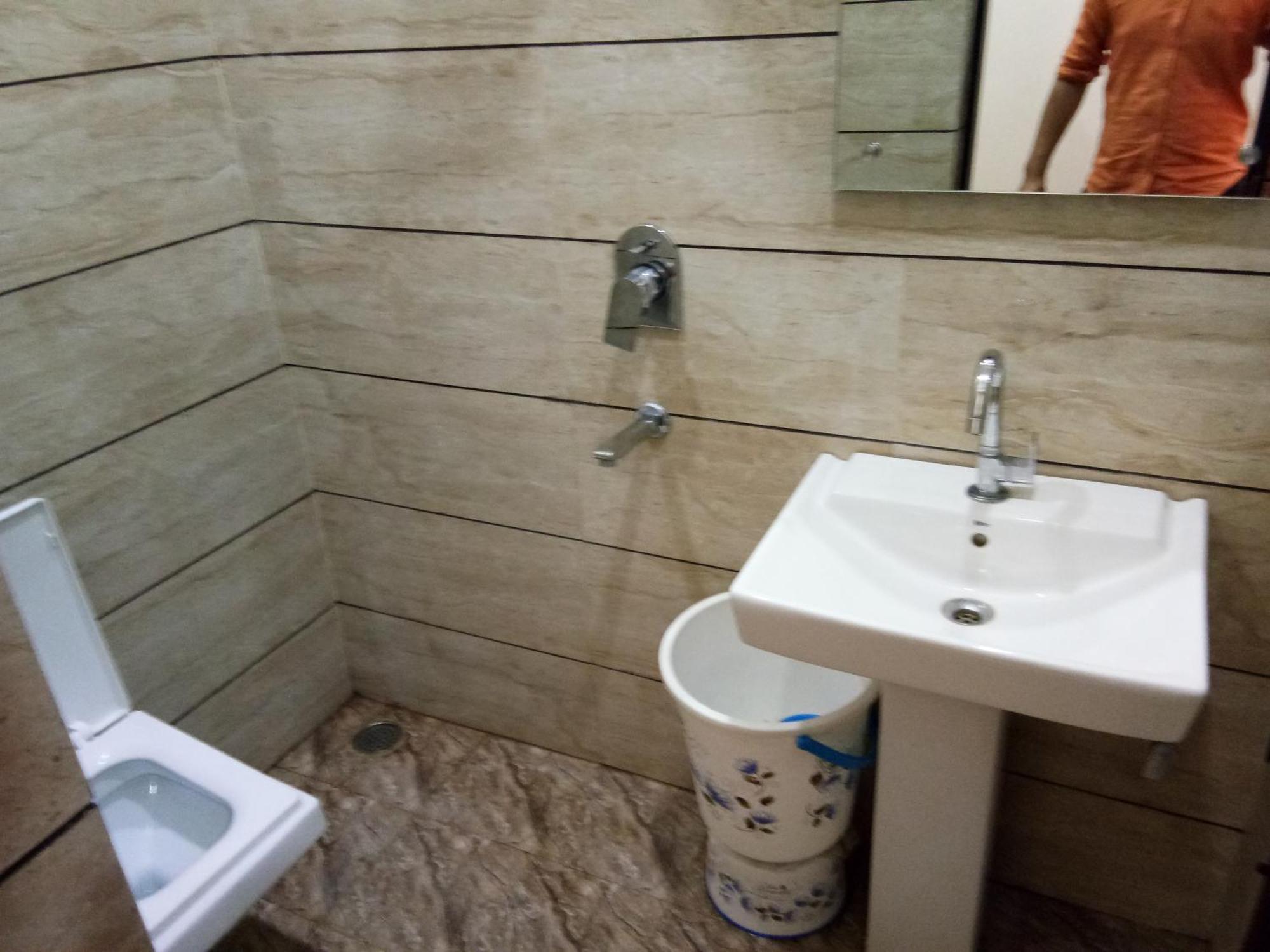 Puri Grand Guest house