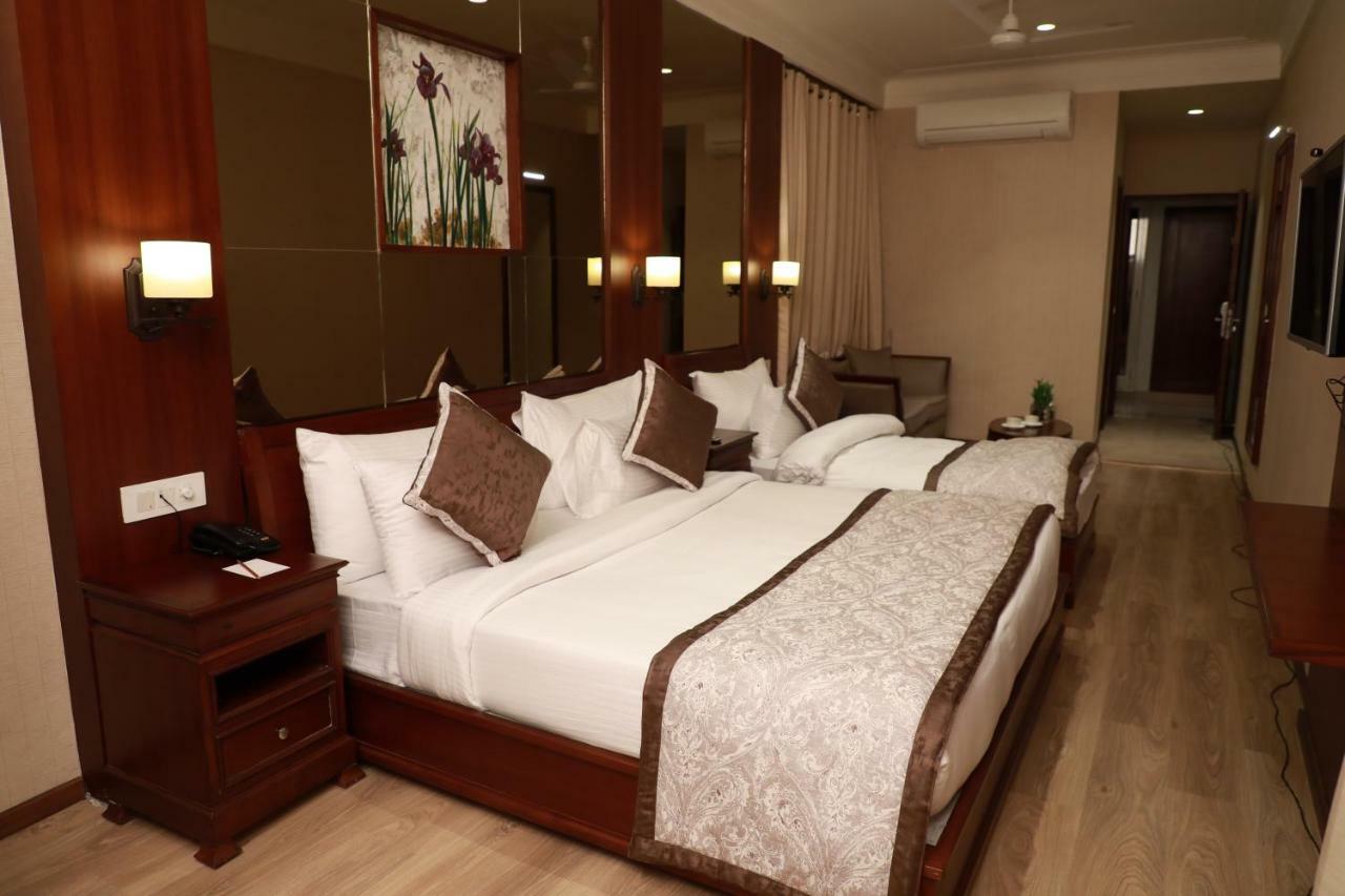 Golden Tower Near Heritage Street Hotel 4*