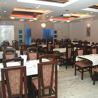 Raj Darbar - 10 Meter From Golden Temple Hotel