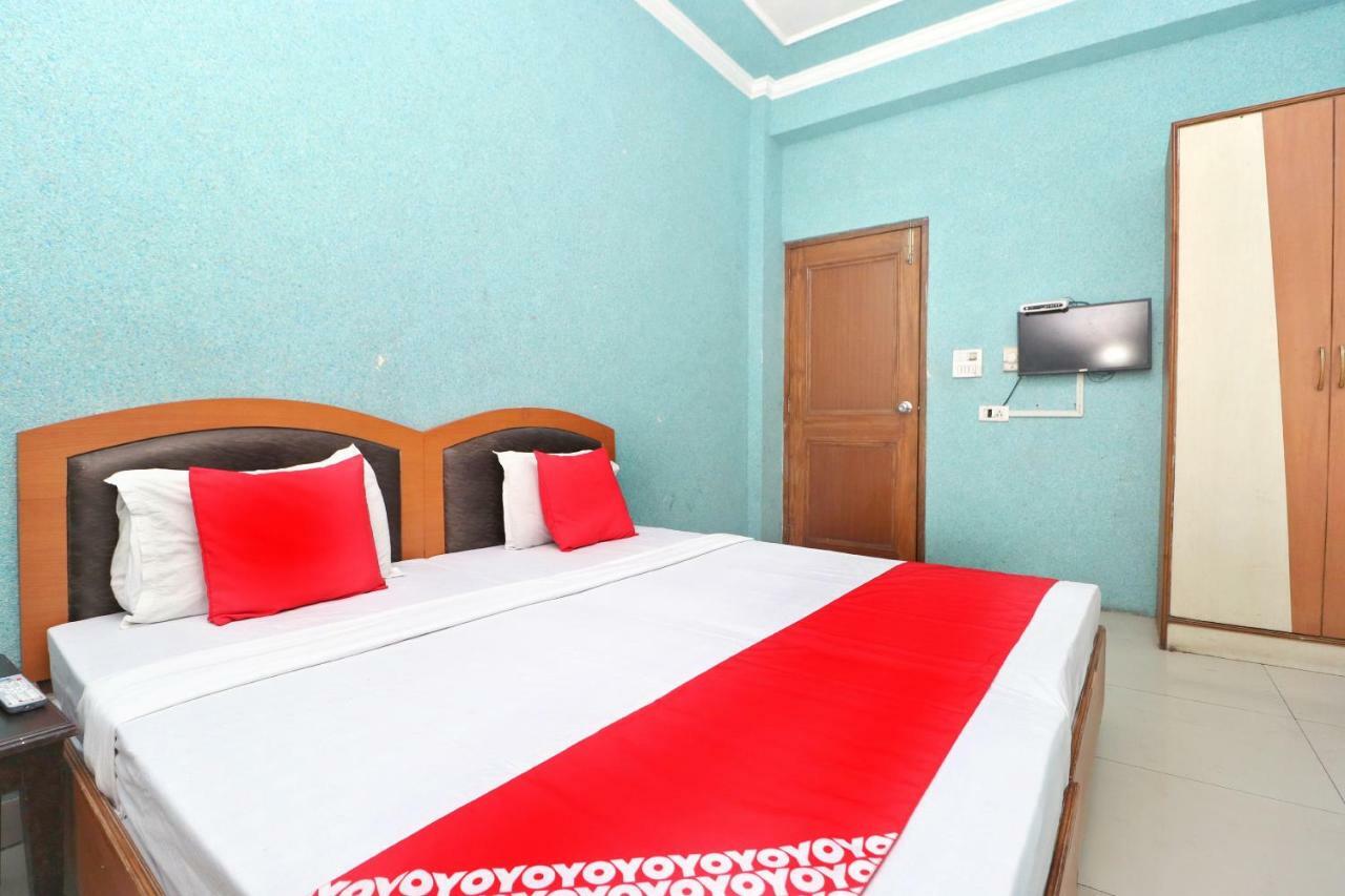 Hotel Oyo 27012 Sk Residency 3*