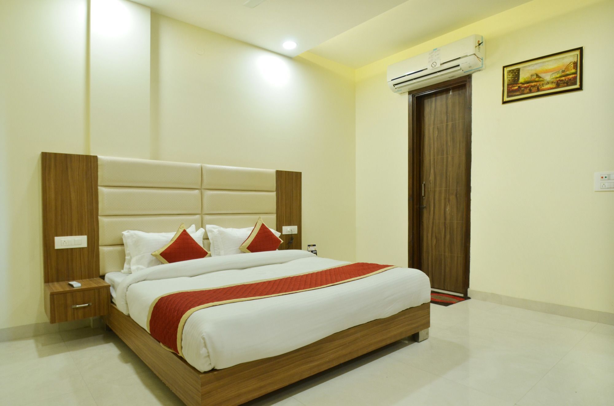 Capital O 8510 Welcome Hotel 3*