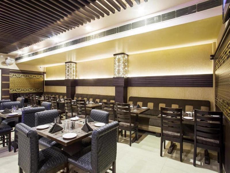 Hotel Fabhotel Kk Continental Rd 3*