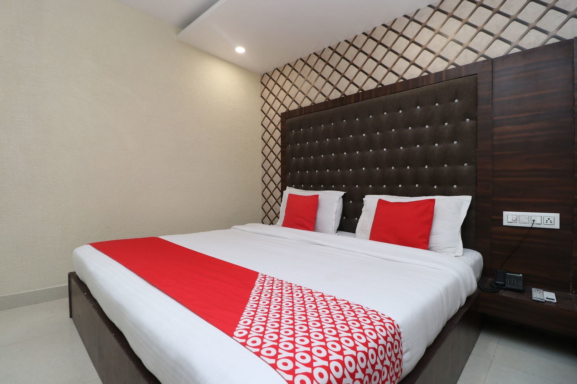Hotel O Azaad Lifestyle 3*