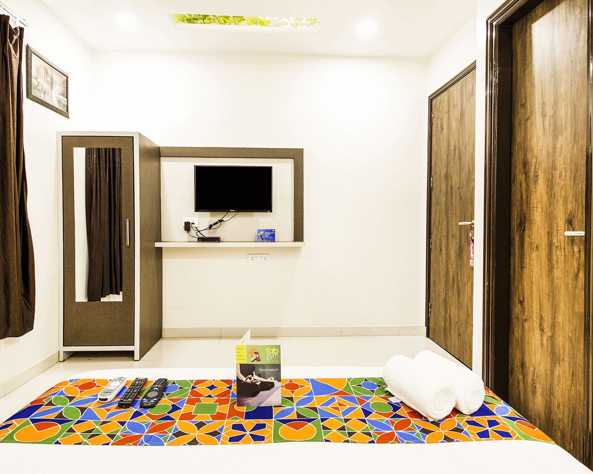 Fabhotel Rosewood