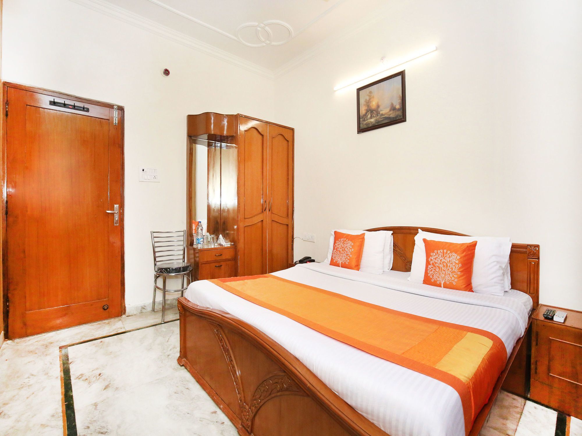 Oyo 10504 Golden Heritage Hotel 2*