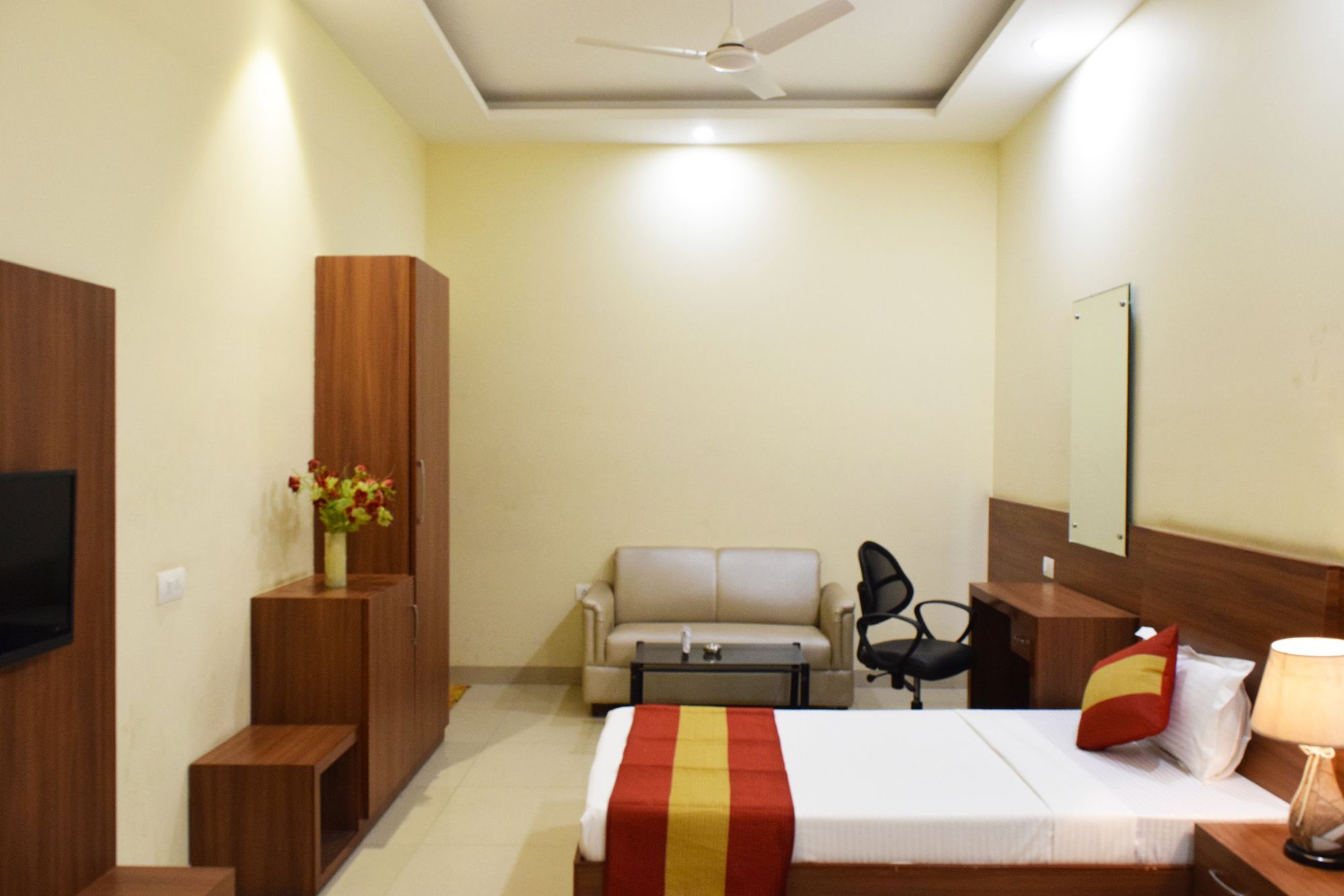Hotel Palace Amritsar