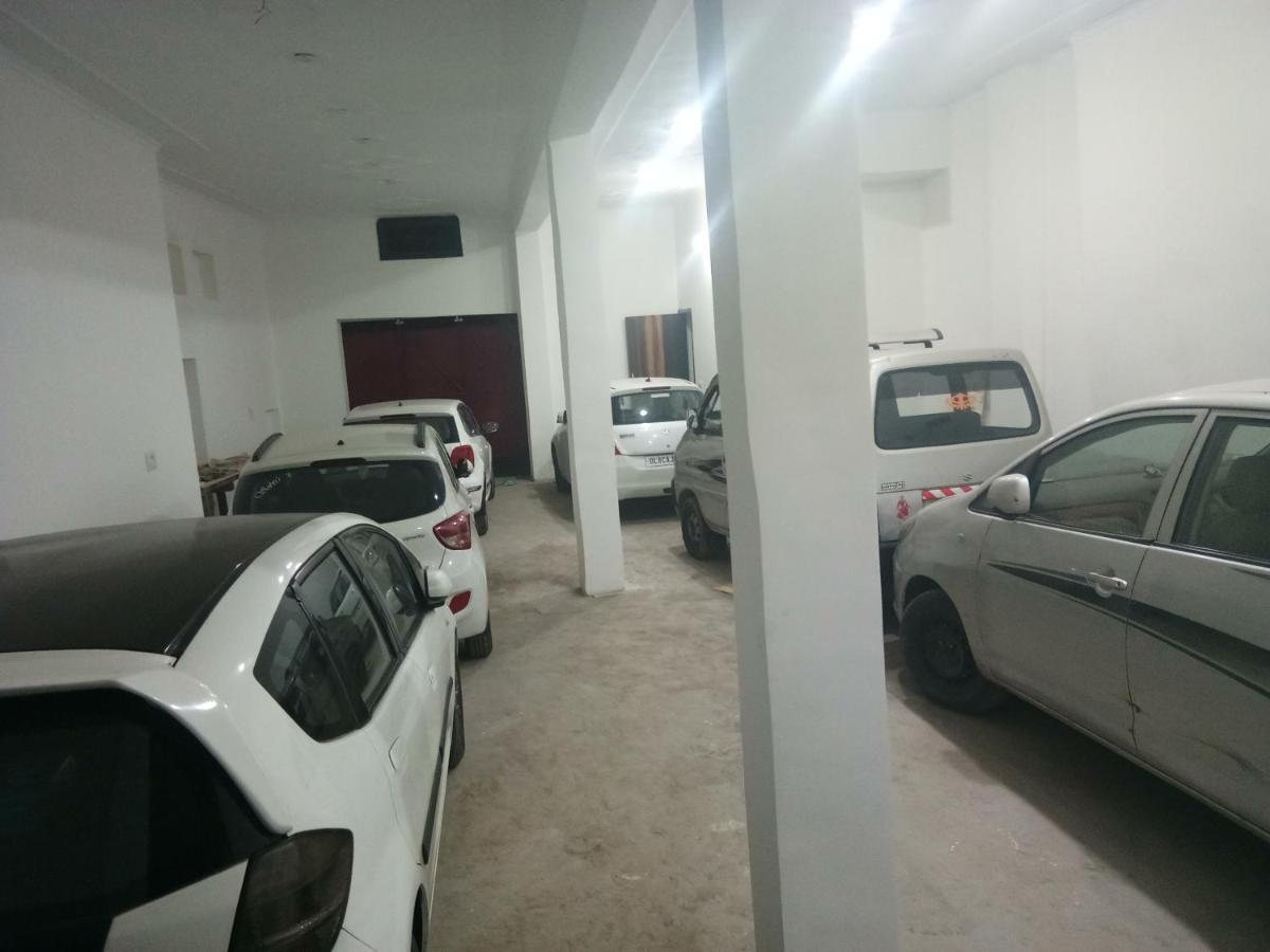 Puri Grand Guest house