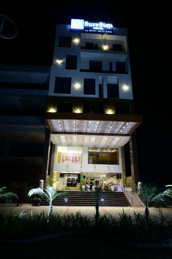 Surestay By Western Hotel 4*