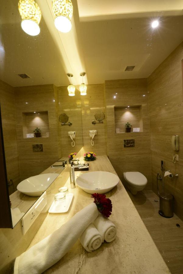 Surestay By Western 4*