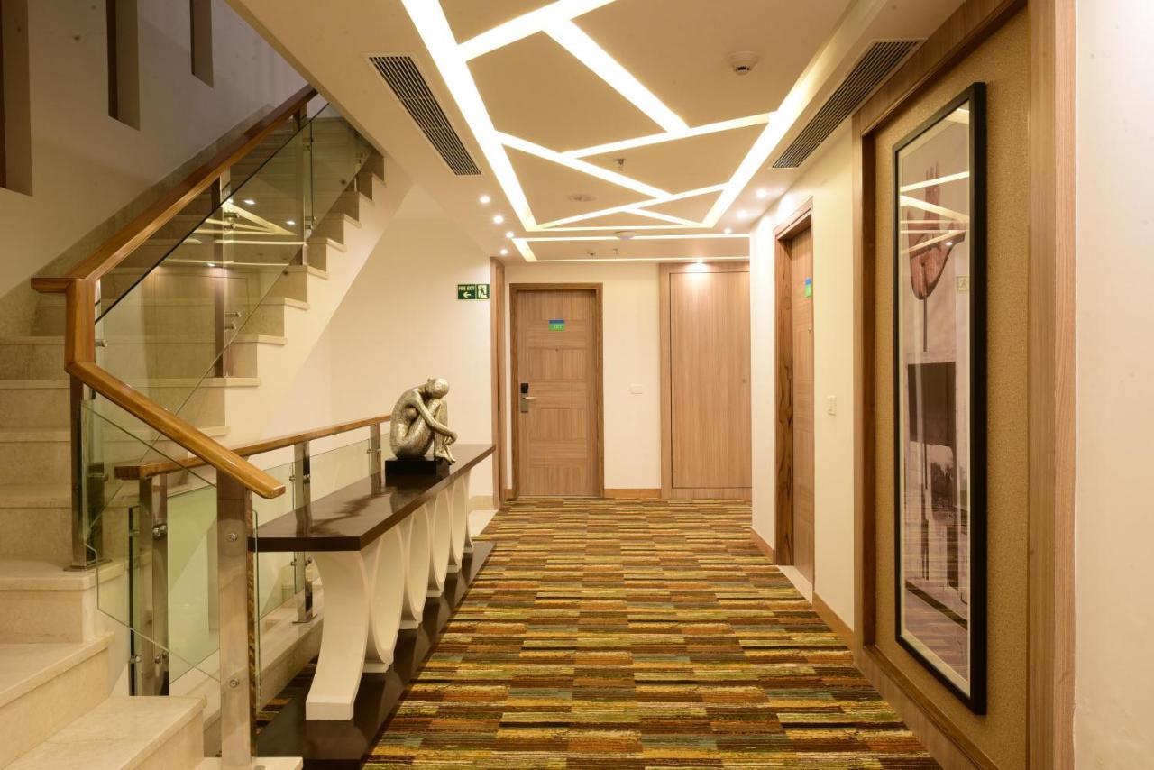 Surestay By Western 4*