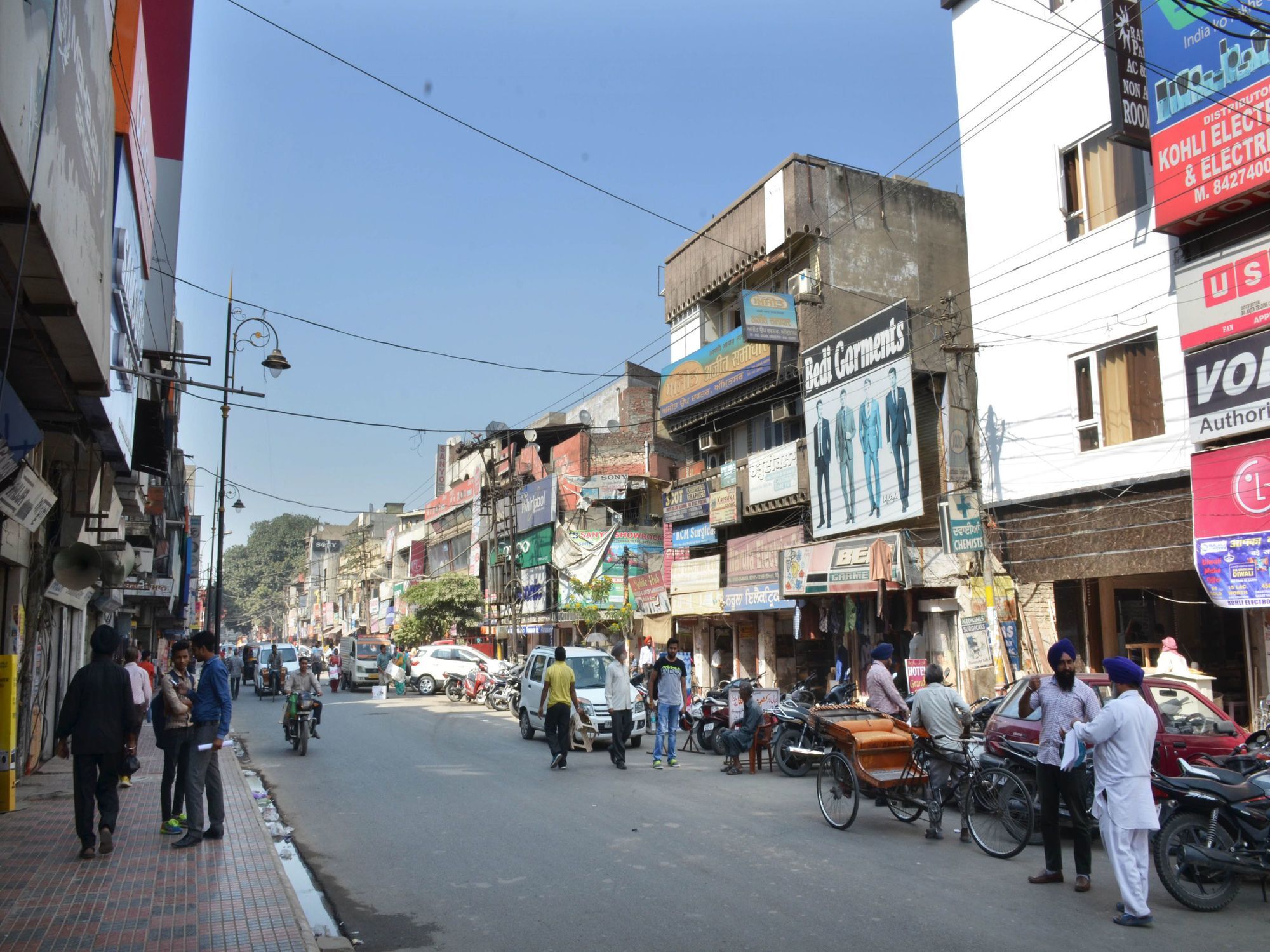 Hotel Oyo 7447 Grand Park Amritsar