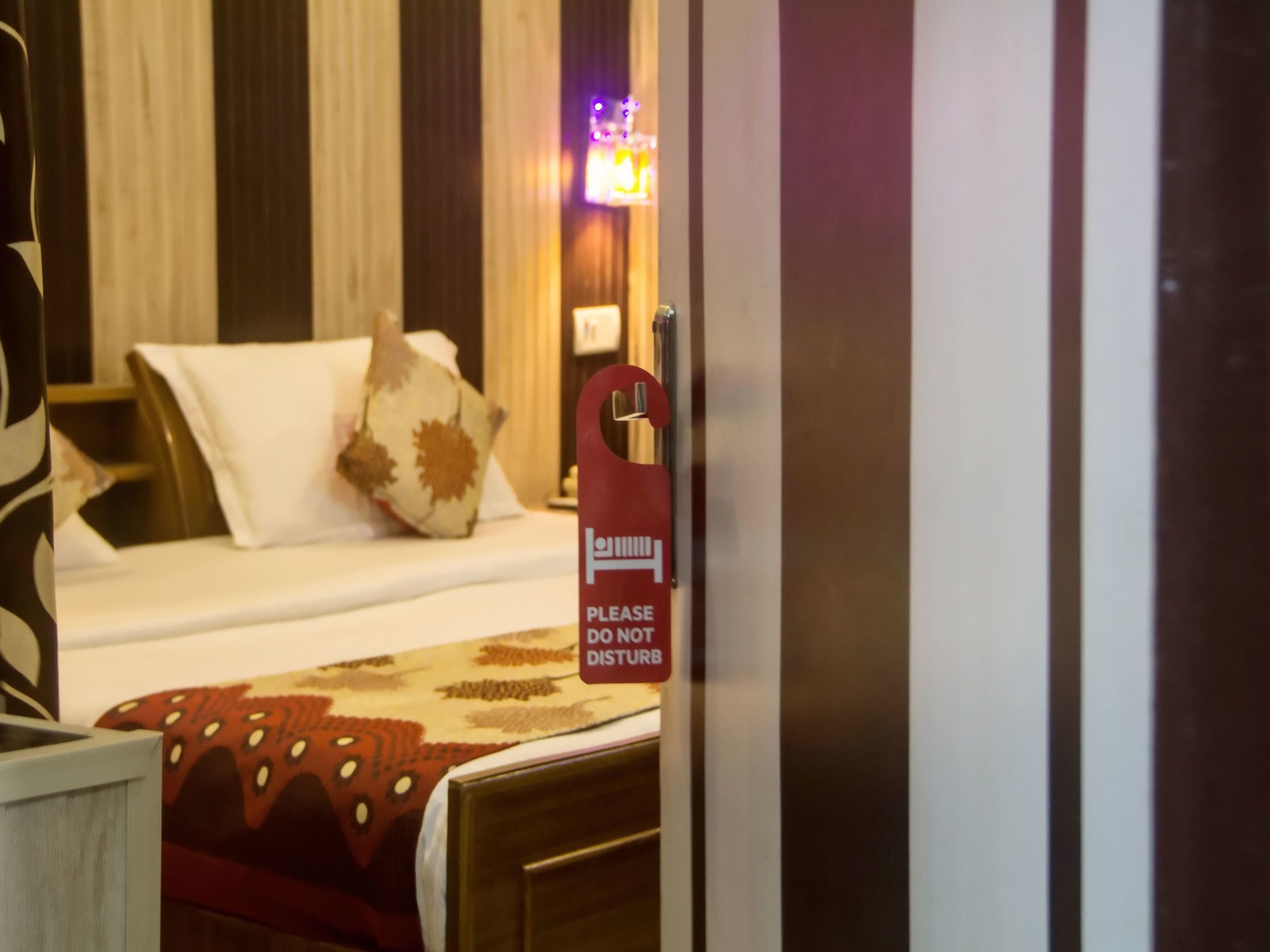 Hotel Oyo 6370 Golden Woods