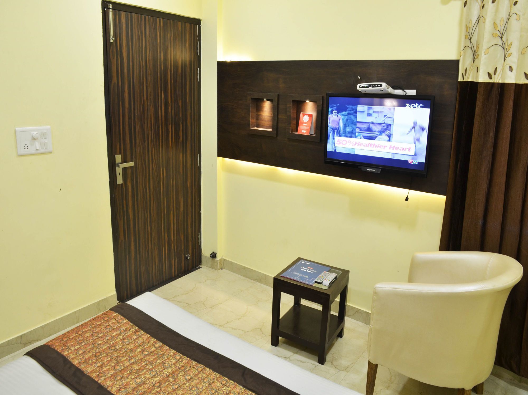 Oyo 7447 Grand Park Hotel