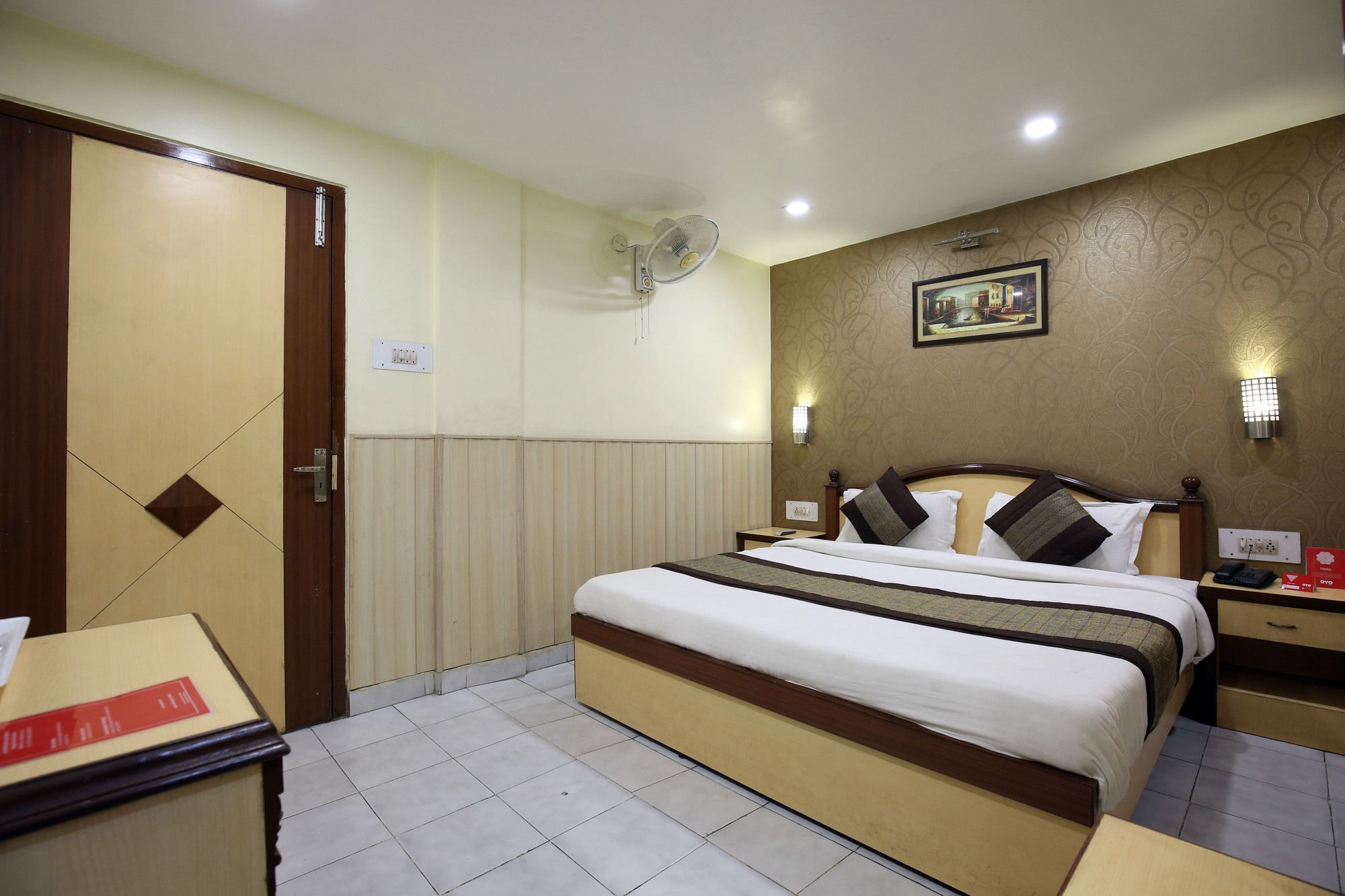 Hotel Oyo 7445 Residency