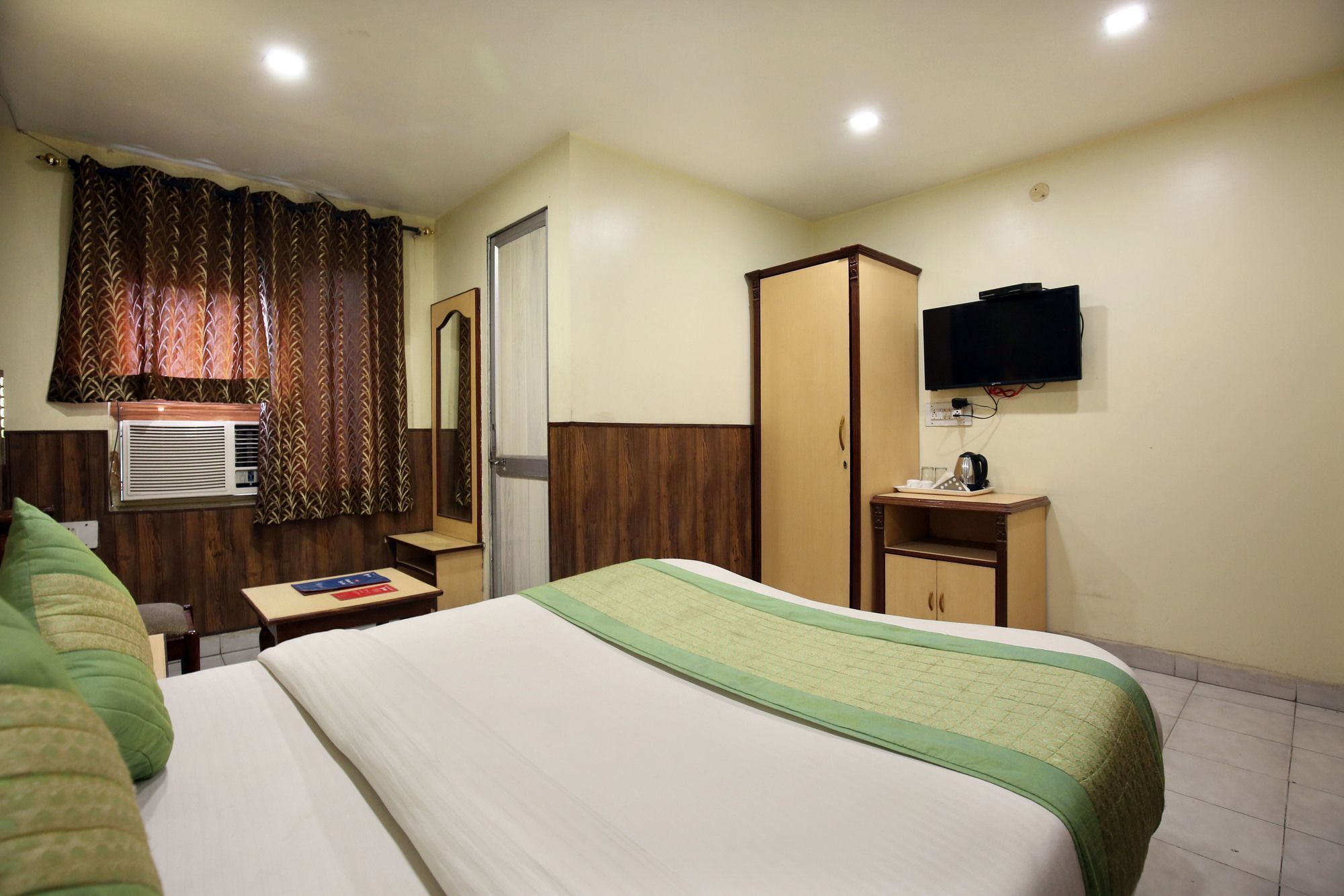 Oyo 7445 Residency Amritsar