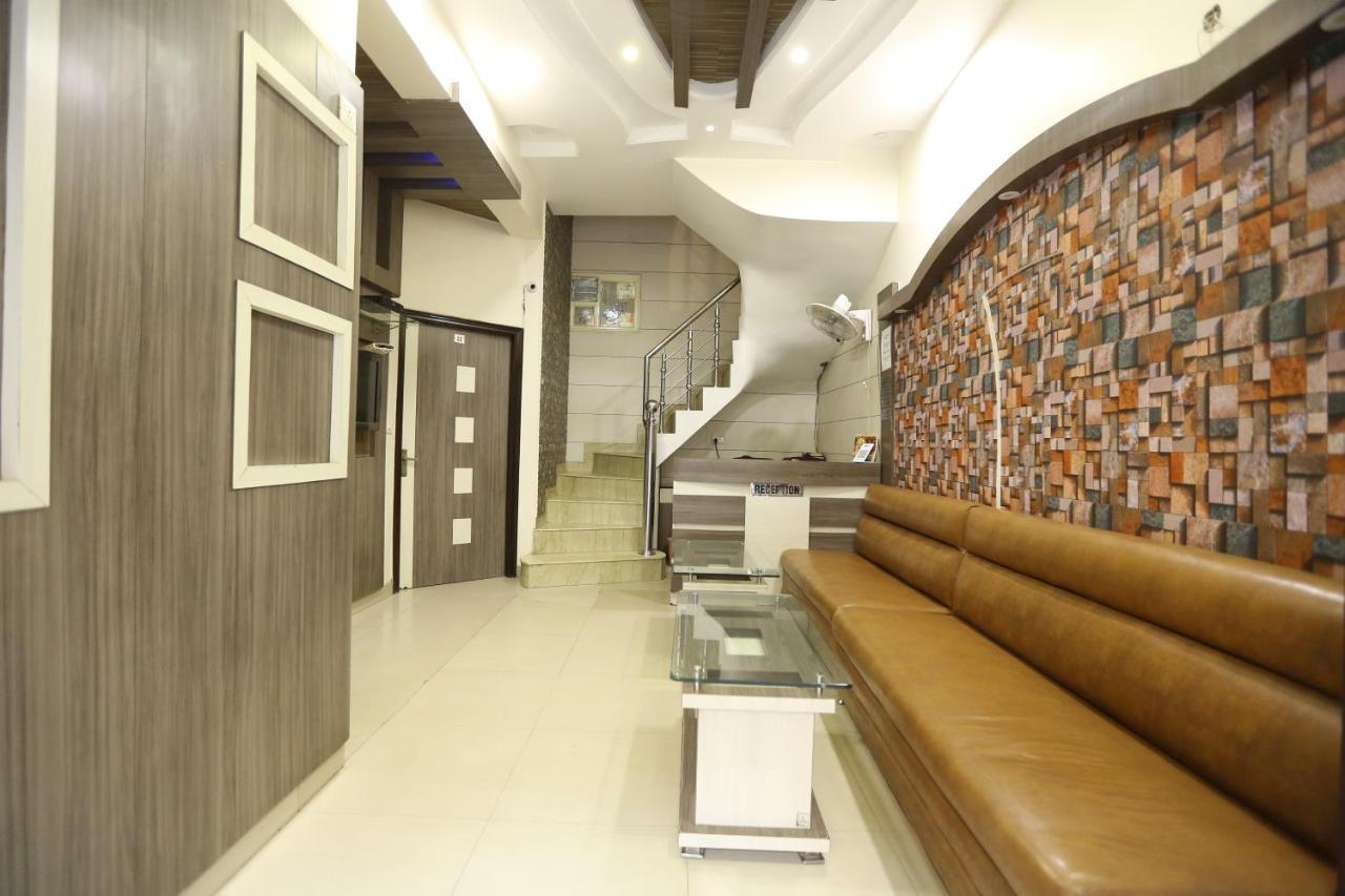 Malhotra 50 Meter From Golden Temple Hotel 3*