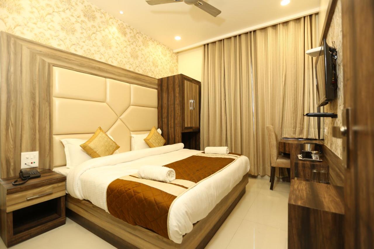 Malhotra 50 Meter From Golden Temple Hotel Amritsar