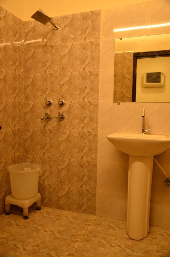 Guest house Bindra Paradise 800 Meter From Golden Temple