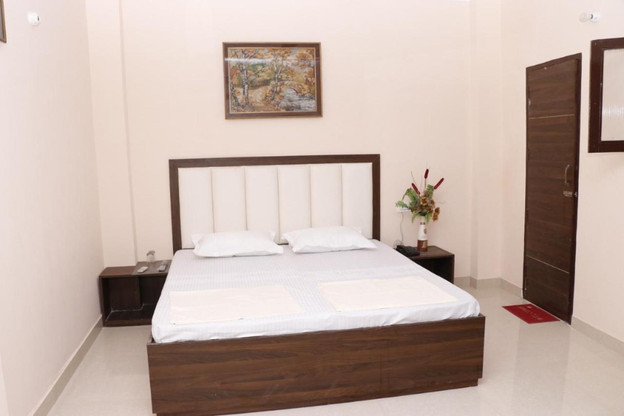 Vikas * Amritsar