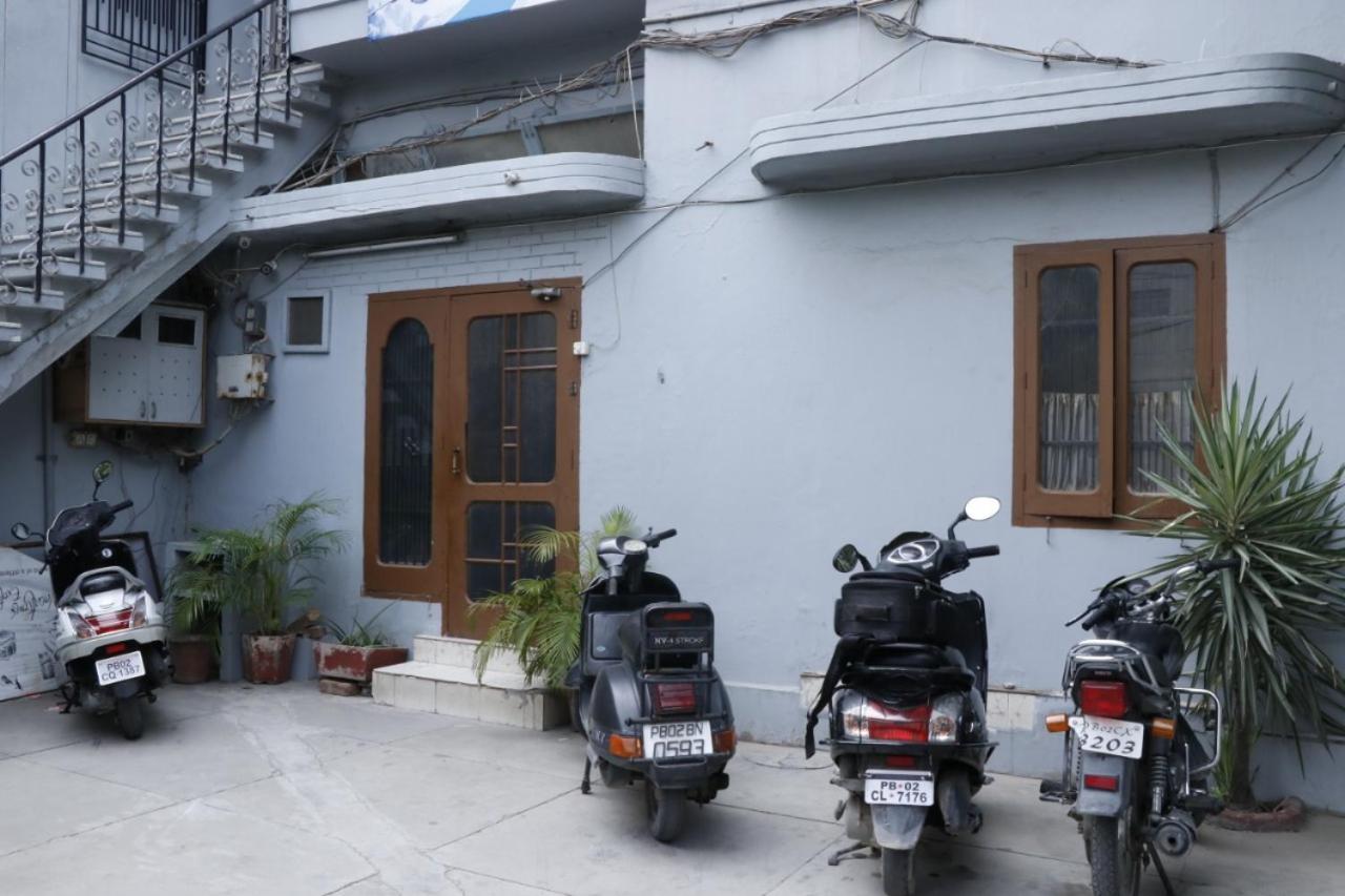 Vikas * Amritsar