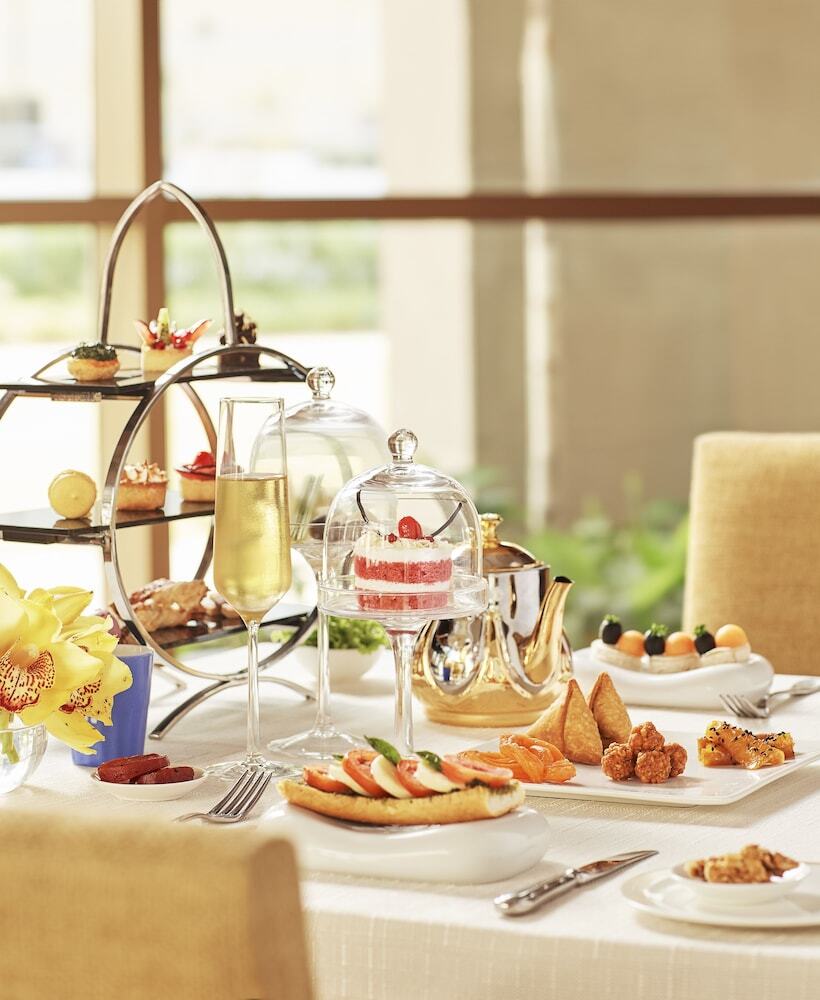 Hotel Taj Swarna 5*
