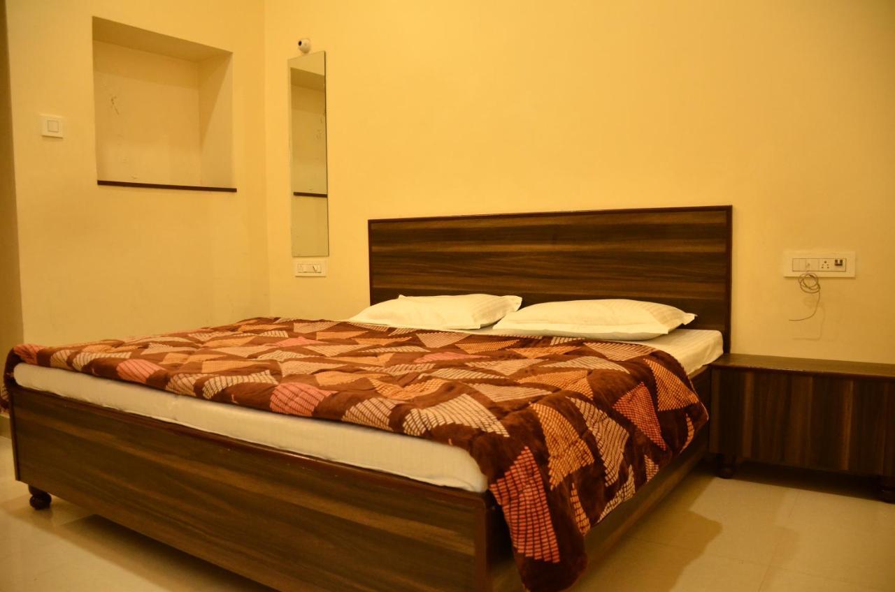 Guest house Bindra Paradise 800 Meter From Golden Temple