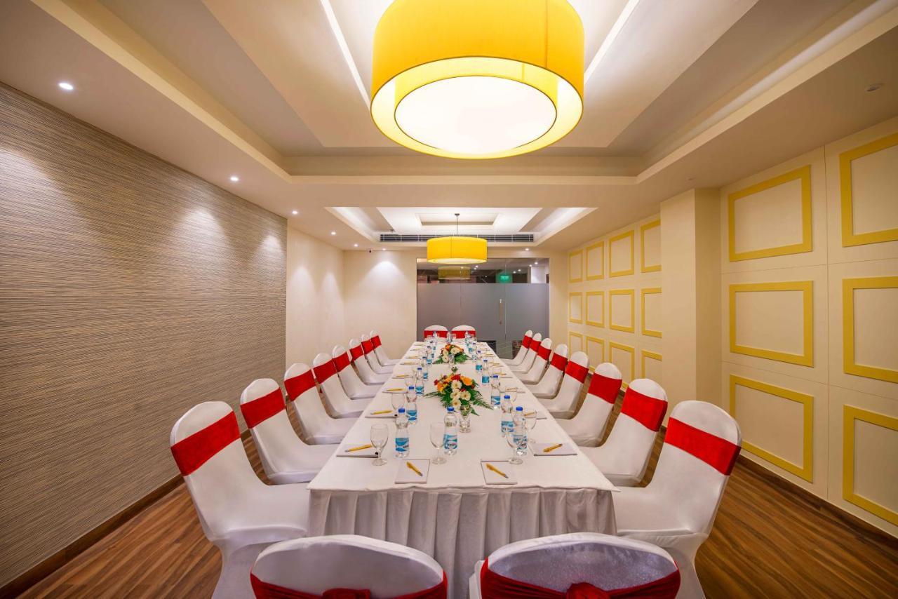 Bloom Boutique L Ranjit Avenue Hotel 4*