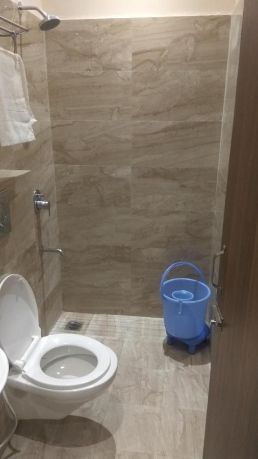 Anchit - Walking Distance To Golden Temple Hotel