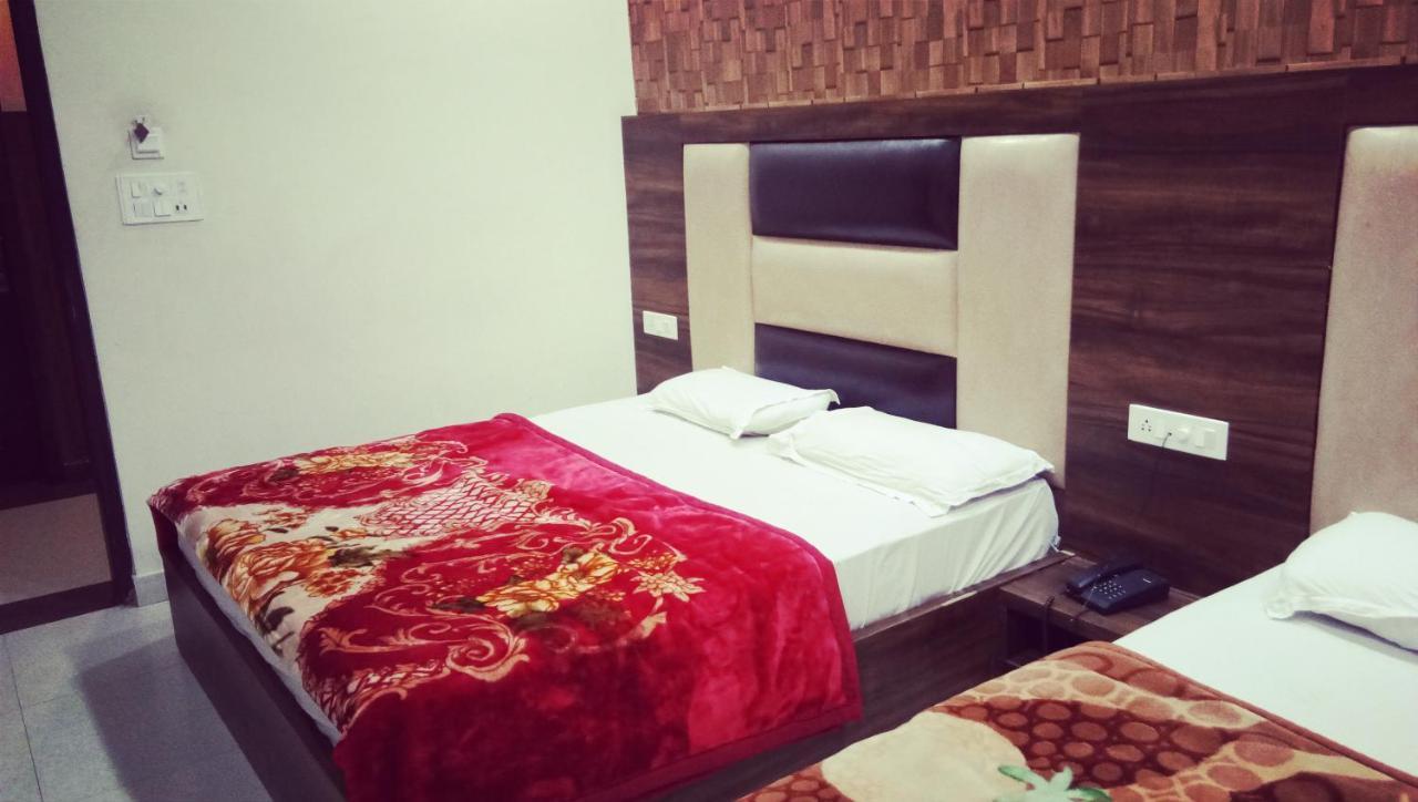 Guest house Puri Grand