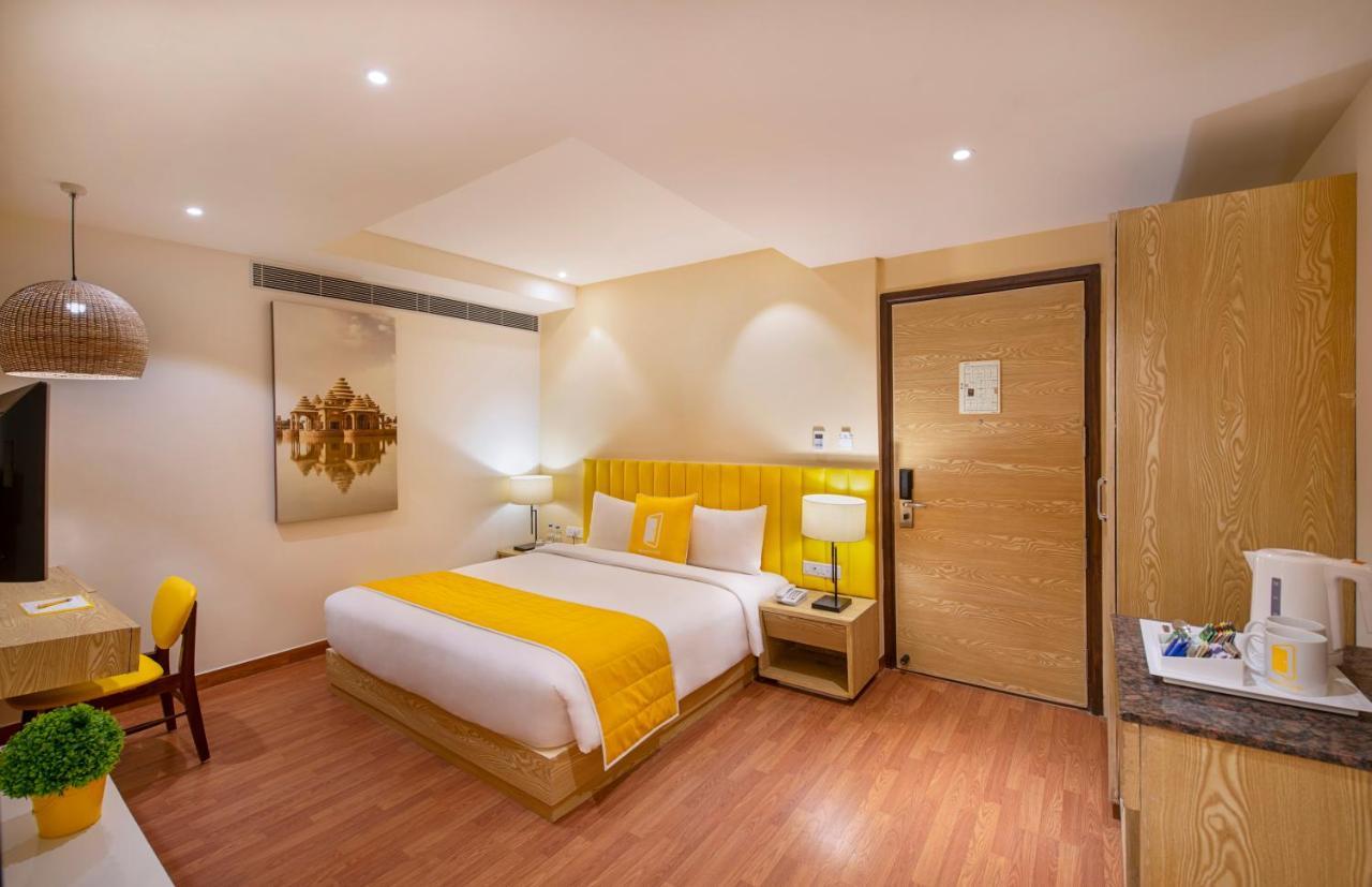 Bloom Boutique L Ranjit Avenue Hotel