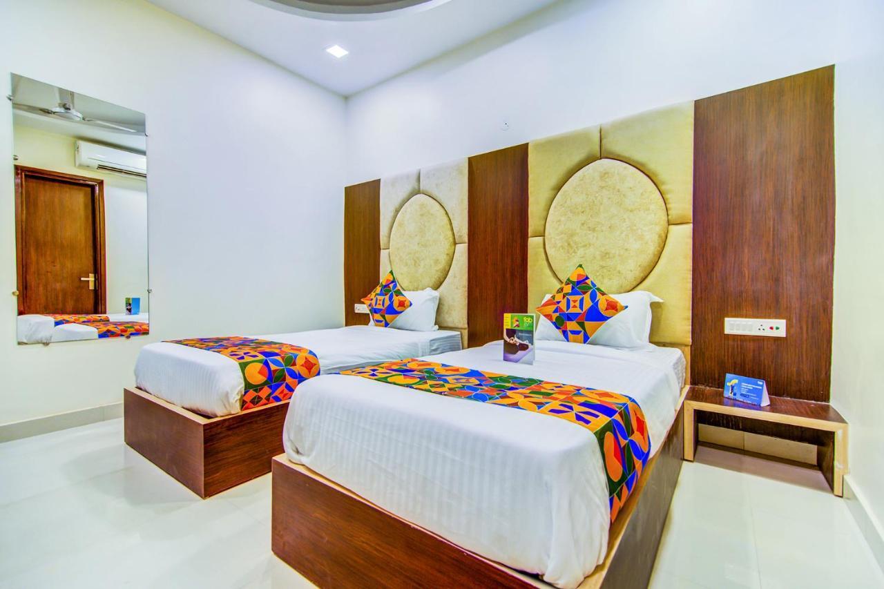 Fabhotel Nayyar Hotel 3*