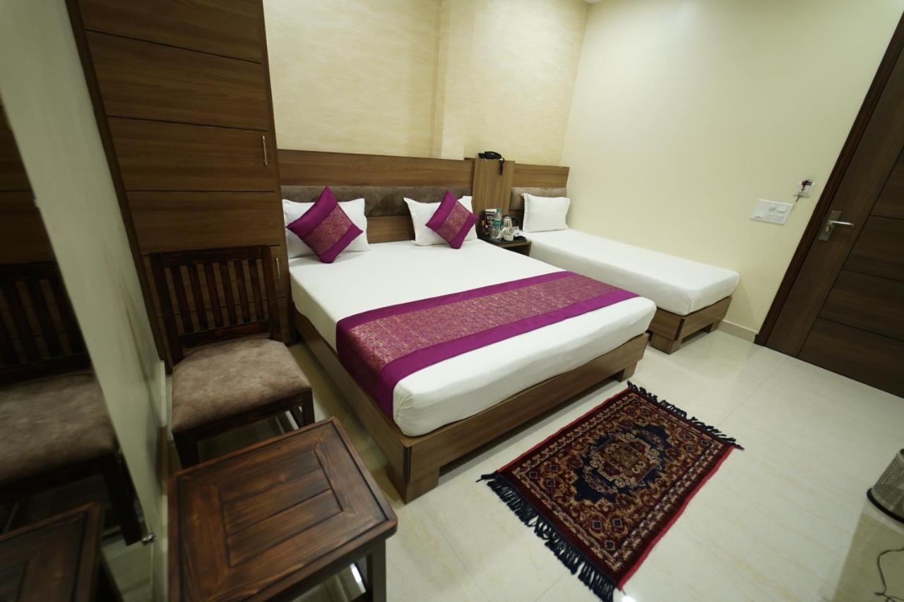 S.s Royal 3* Amritsar