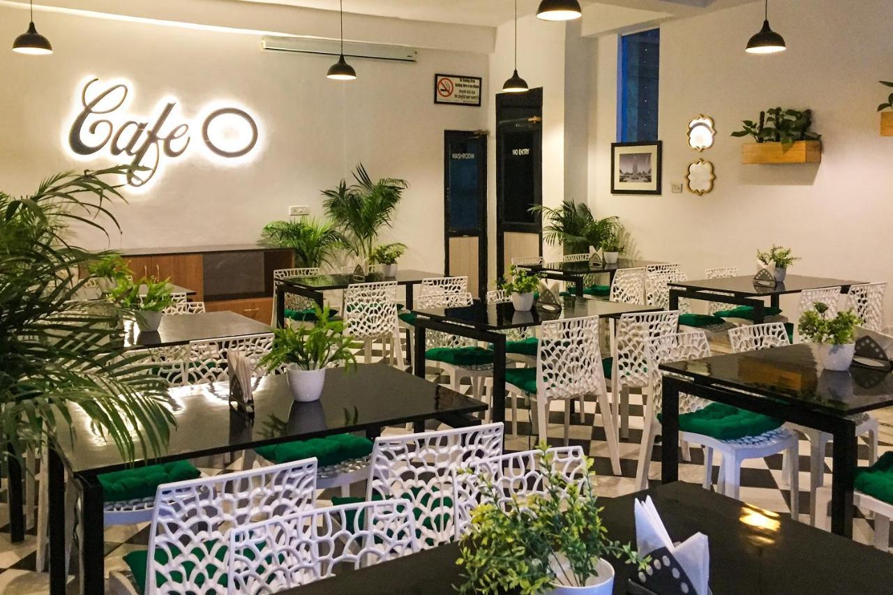 Oyo 13365 Teg Royal Hotel Amritsar