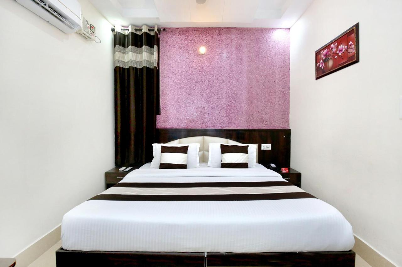Hotel Oyo 9593 J S Regency Amritsar