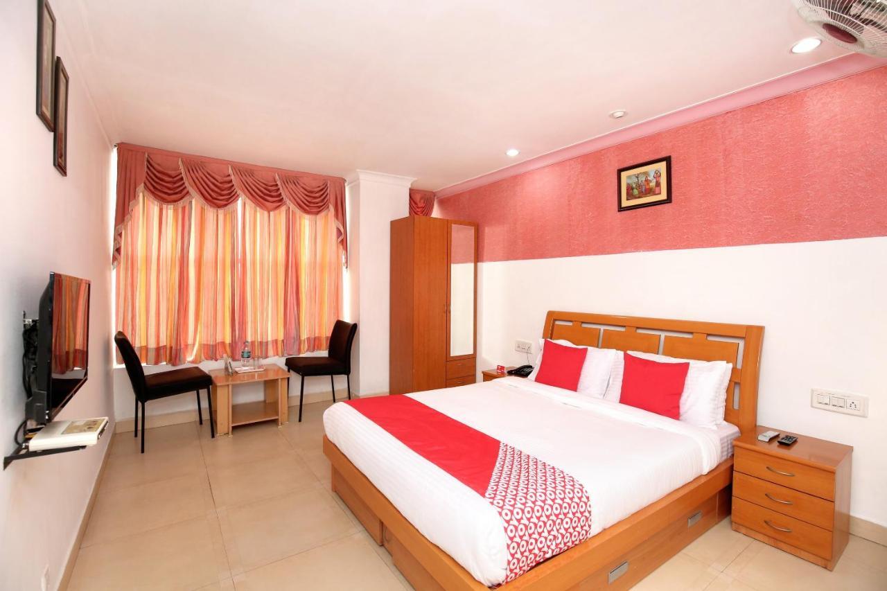 Hotel Oyo 13365 Teg Royal Amritsar