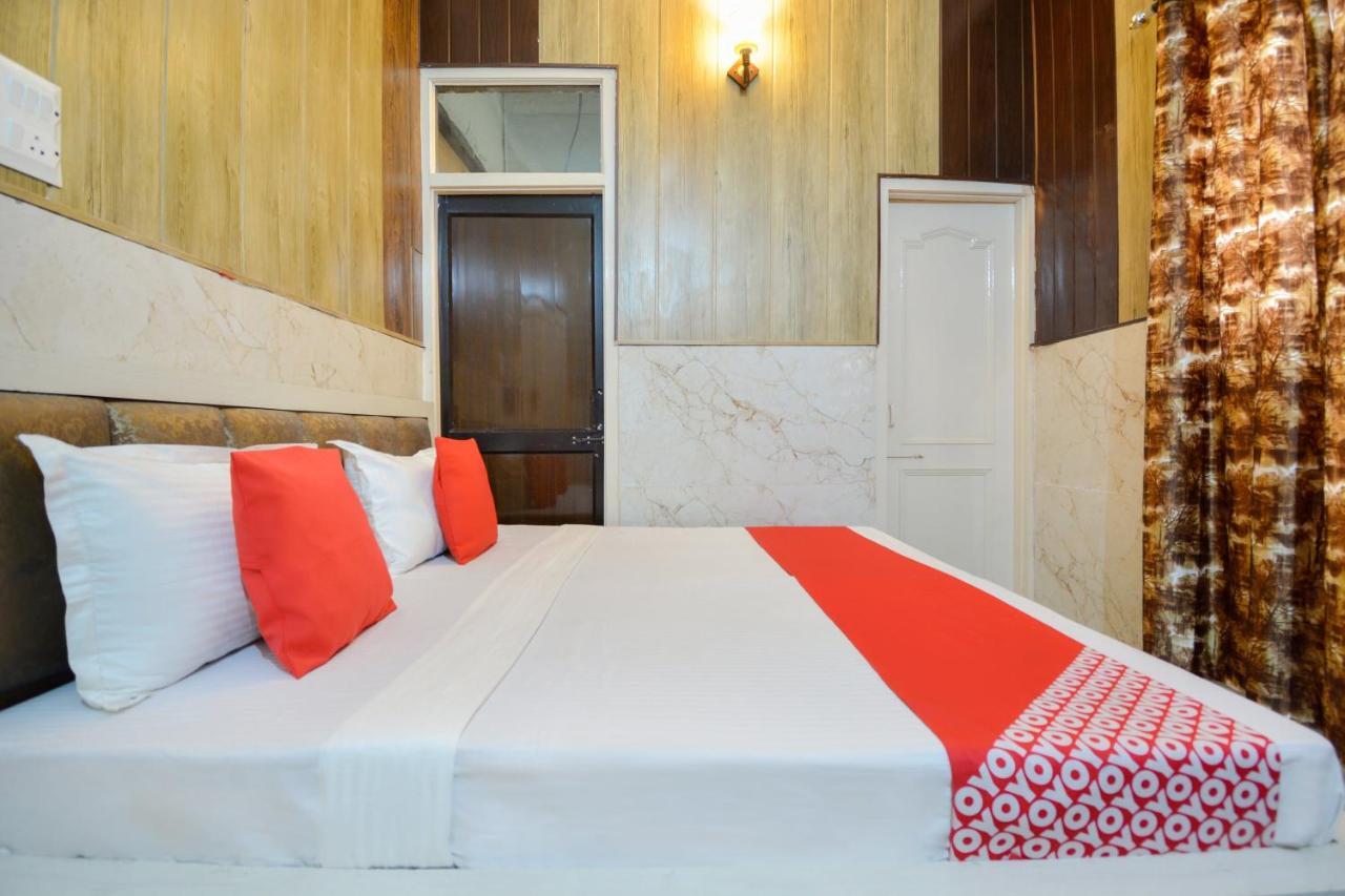 Oyo 42893 Siali Residency Hotel 3*