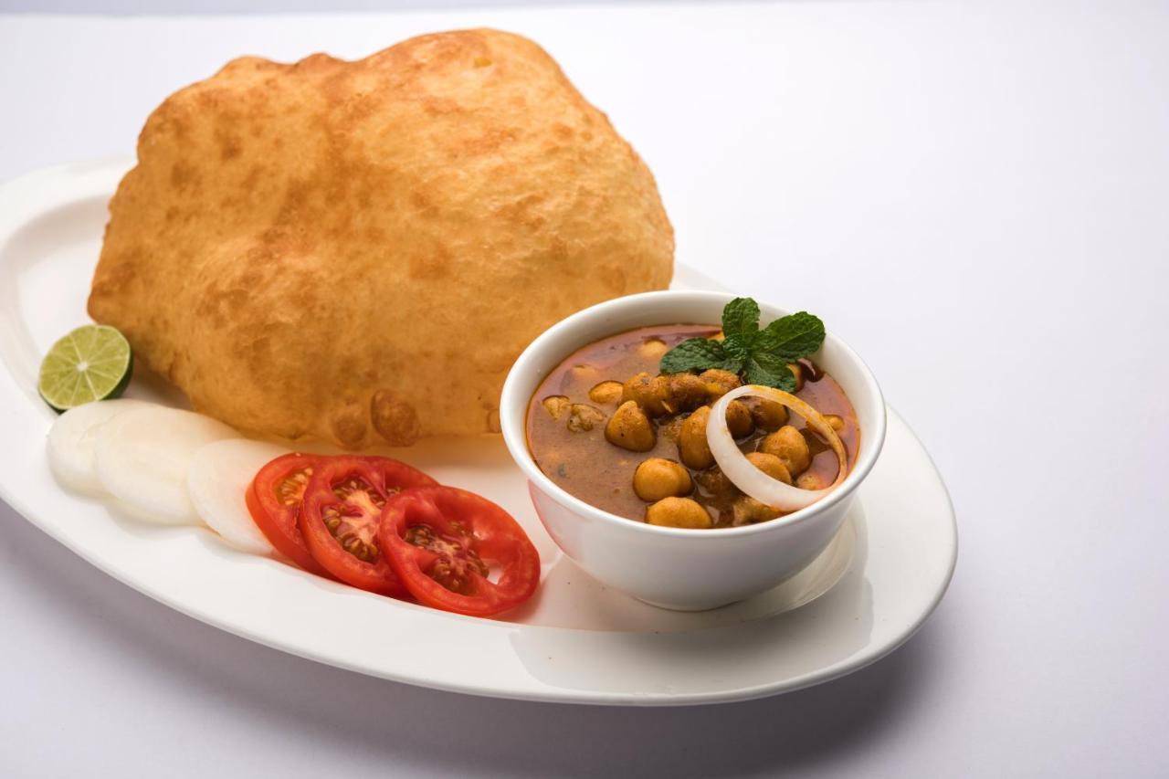 Oyo 13365 Teg Royal Amritsar