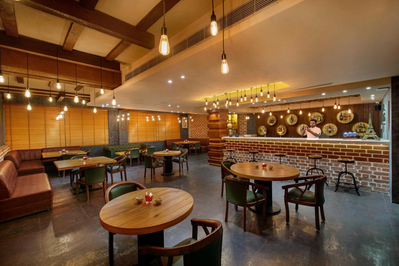 Hotel Bloom Boutique L Ranjit Avenue 4*